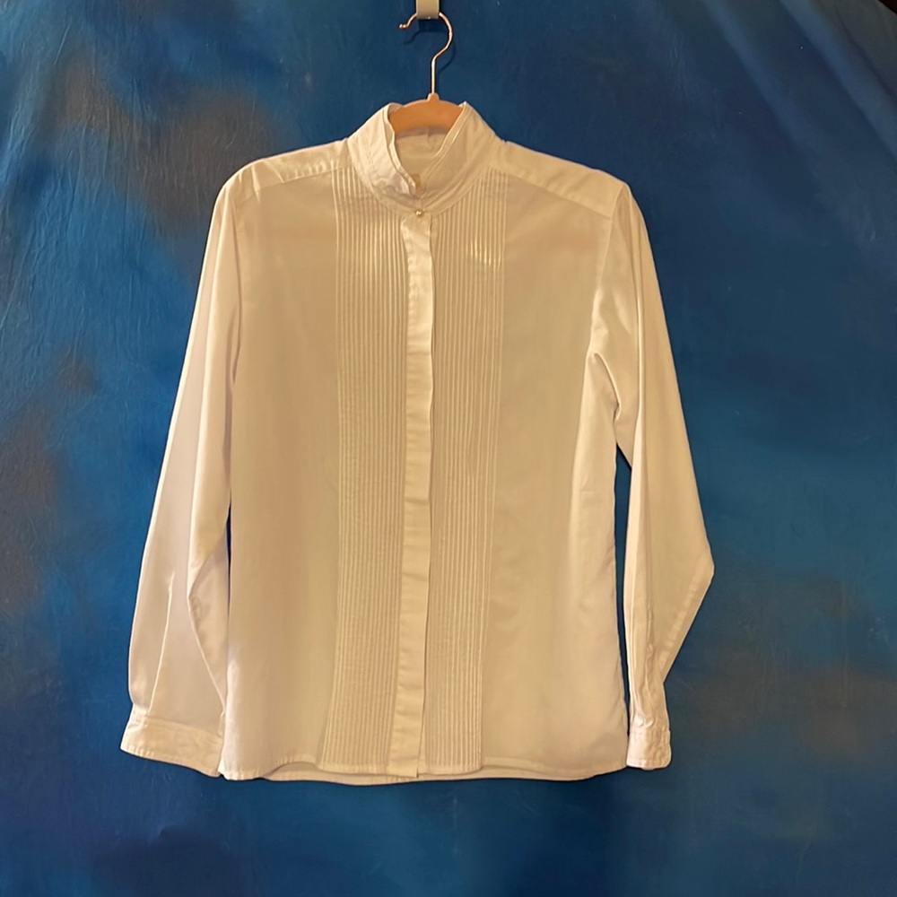 White Long sleeve pintuck front blouse